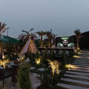 Vint Club (Cafe / Dining / Pool Party)